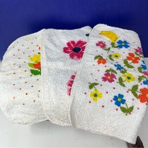 Canon 1970’s Vintage Floral Wash Cloths Set of 3 Unused